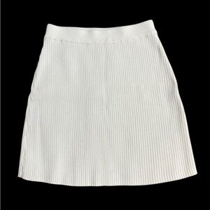 Willow & Wind White Ribbed mini Skirt size small new